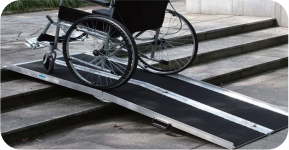 Four-Foldable Aluminum Wheelchair Ramp 10